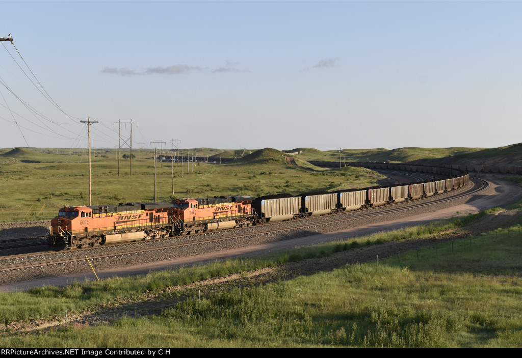 BNSF 6005/5899